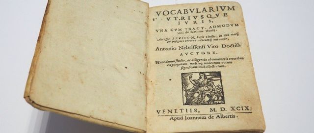 Ejemplar del Vocabularium Utriusque Iuris adquirido por Lebrija