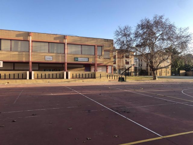 Un colegio en el Polgono Sur de Sevilla