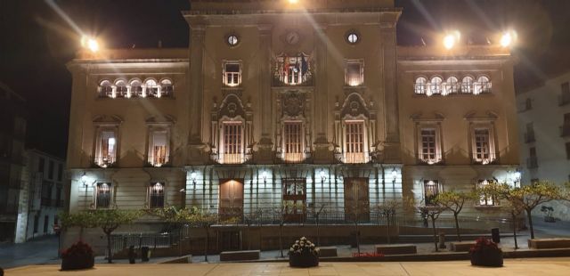 Ayuntamiento mejora la iluminacin monumental de la Plaza de Santa Mara, Carrera de Jess y Plaza Den Mazas