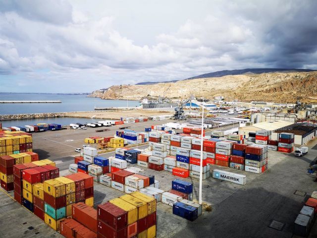 Terminal de contenedores del puerto de Almera