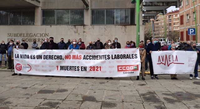 Concentracin de los sindicatos por el primer fallecido en accidente laboral en la provincia cordobesa en 2021