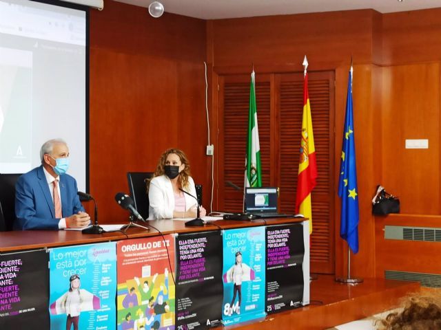 Presentacin en Granada del borrador del plan estratgico para la igualdad de mujeres y hombres en Andaluca