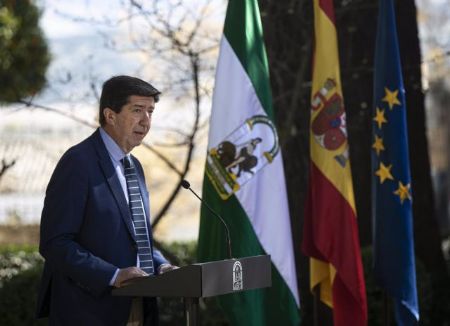 El vicepresidente de la Junta, Juan Marn, durante su intervencin, tras la reunin semanal del Consejo de Gobierno de la Junta de Andaluca en Ronda