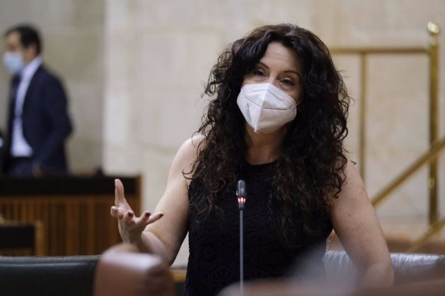 La consejera de Igualdad, Roco Ruiz, en una imagen de 27 de mayo en el Pleno del Parlamento