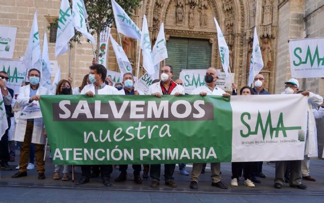 Concentracin convocada por el Sindicato Mdico Andaluz para &quot;salvaguardar la atencin primaria&quot; - Eduardo Briones - Europa Press