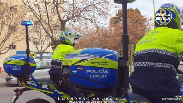 Motoristas de la Polica Local hispalense