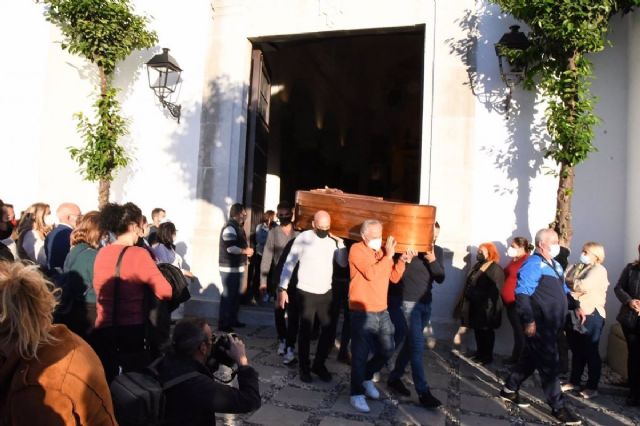 Funeral de la mujer apualda en San Roque