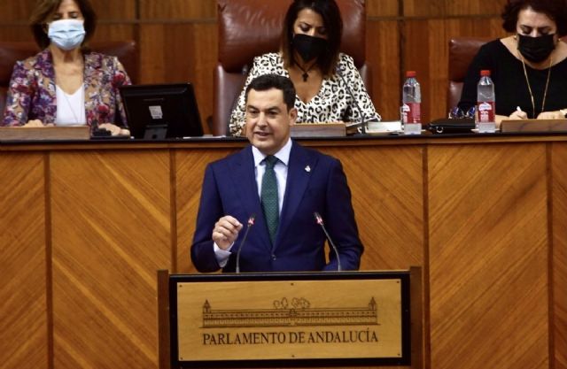 El presidente de la Junta de Andaluca, Juanma Moreno, este mircoles durante su intervencin inicial en el Debate sobre el estado de la Comunidad