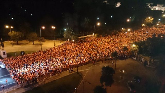 Imagen de archivo de la celebracin de la carrera Nocturna del Guadalquivir de Sevilla