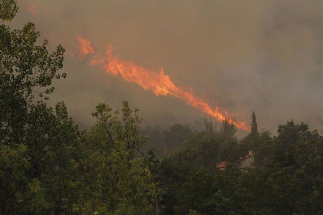 Incendio en el trmino abulense de Navalacruz, a 16 de agosto de 2021, en vila, Castilla y Len (Espaa)