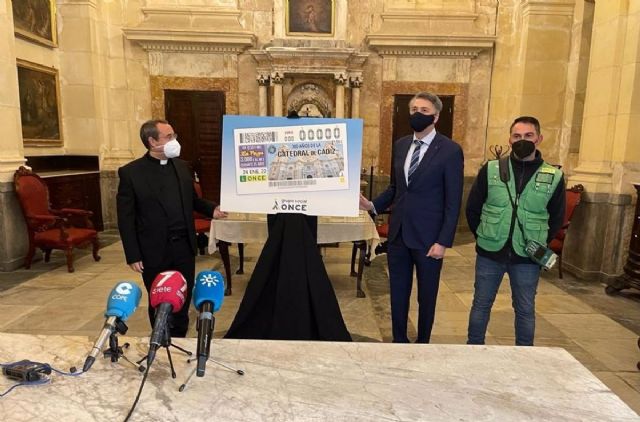 Presentacin del cupn de la ONCE dedicado al 300 aniversario de la Catedral de Cdiz