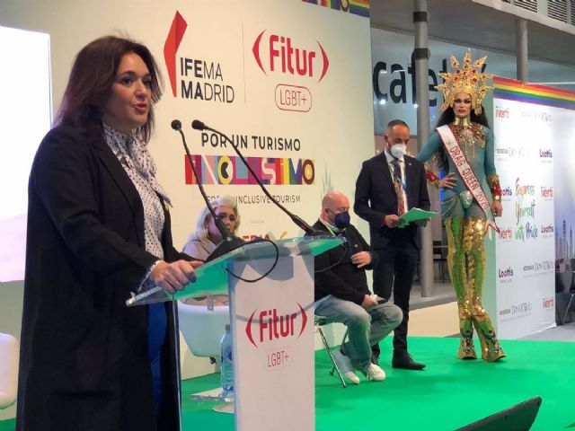 Margarita del Cid, alcaldesa de Torremolinos, presenta los actos de turismo LGTBI del municipio en este ao