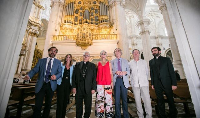  La consejera Patricia del Pozo visita el rgano de la Epstola de la Catedral de Granada, que va a ser restaurado